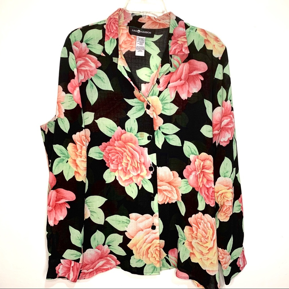 Vintage floral button top